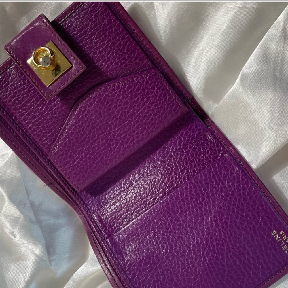 Celine vintage leather wallet 💜